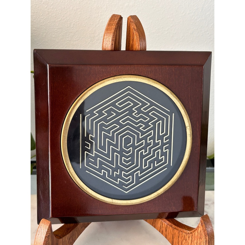 Hexagon Ball Maze Puzzle Wooden Executive Desk Toy Cherry Gold Tone Art 7x7